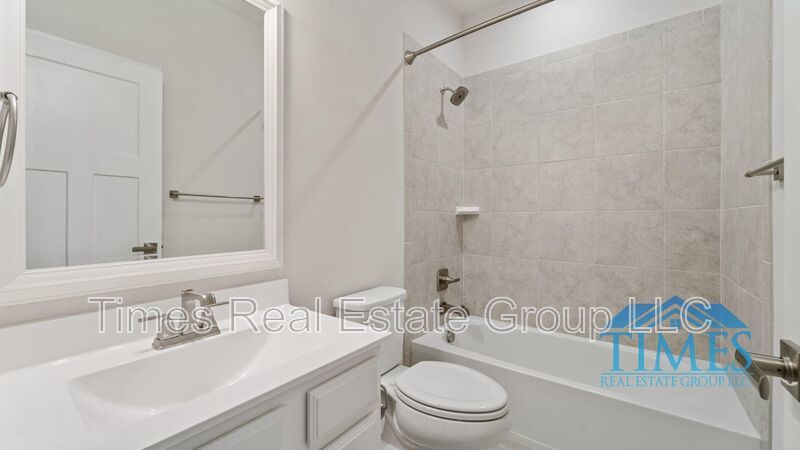 416 Paperbark Square property image