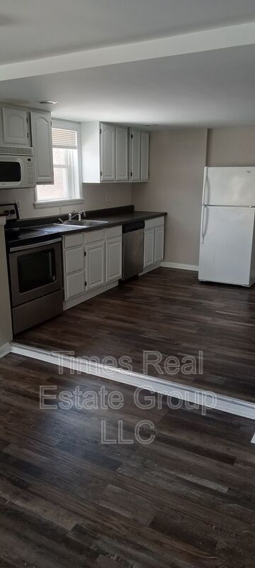 A 3 Bed 1 Bath property in Fleetwood is for rent! property image