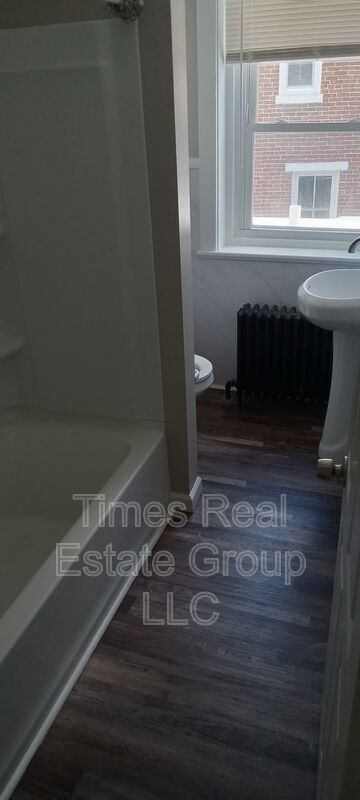 A 3 Bed 1 Bath property in Fleetwood is for rent! property image