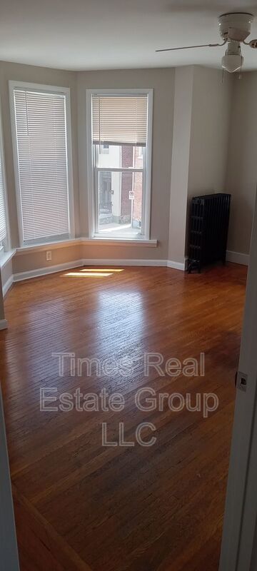 A 3 Bed 1 Bath property in Fleetwood is for rent! property image