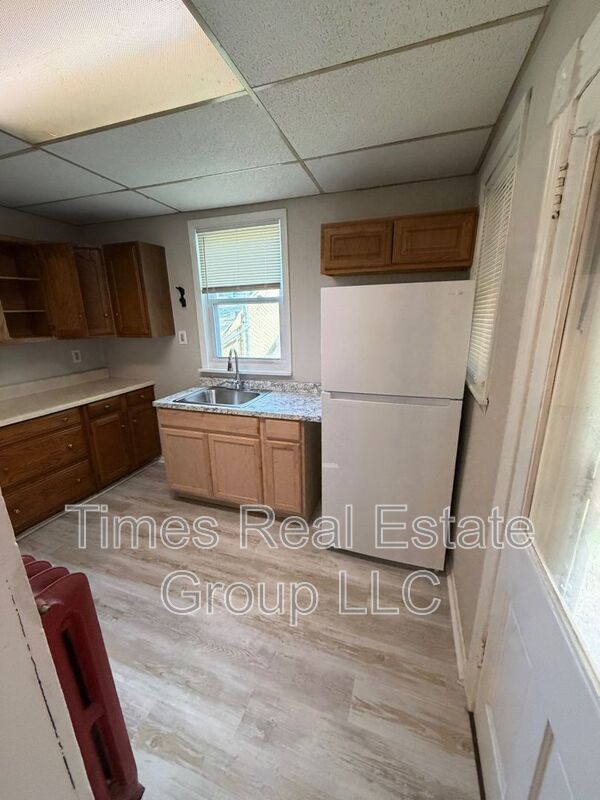 Pet-Friendly 1-Bedroom Duplex property image