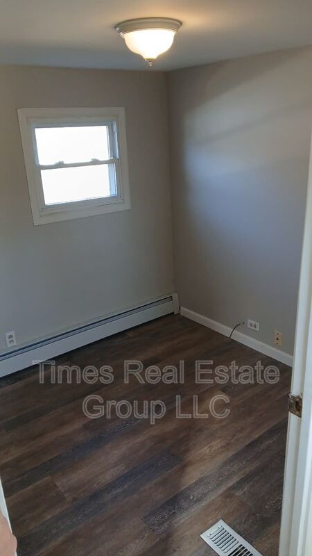 Spacious Pet-Friendly Home with Private Backyard in Quiet Glenmoore Community property image