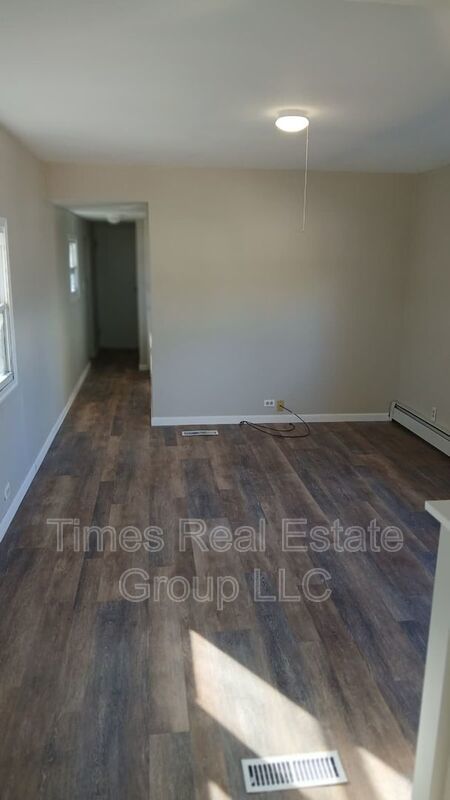 Spacious Pet-Friendly Home with Private Backyard in Quiet Glenmoore Community property image