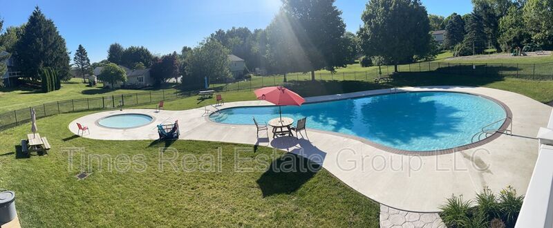 Charming 3-Bedroom Home with Community Pool in Hedgerow Culbertson Run – Downingtown, PA property image