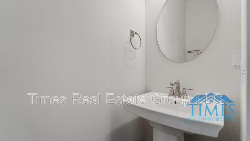 416 Paperbark Square property image