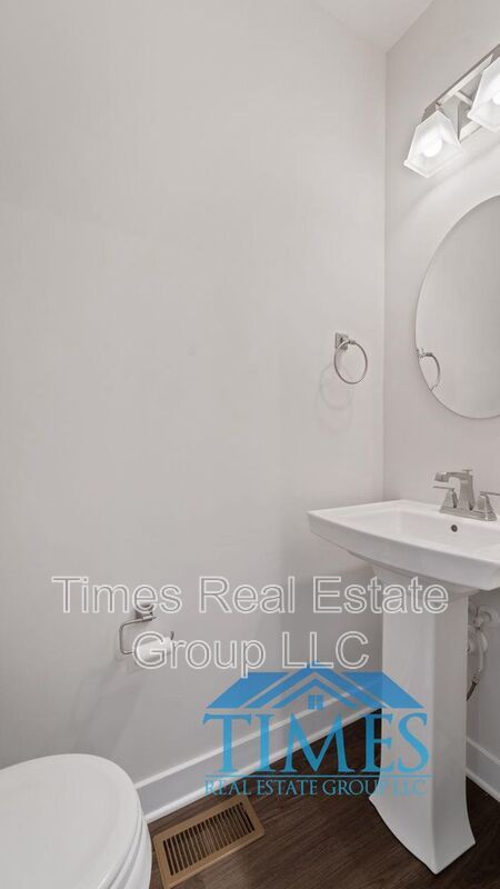 416 Paperbark Square property image